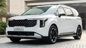 Xe Carnival đưa đón khách VIP