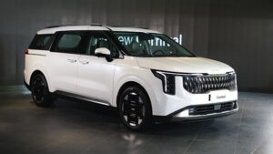 Thuê xe Carnival có tai xế