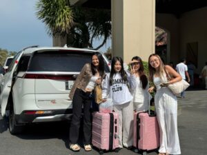 Carnival đưa rước khách hàng