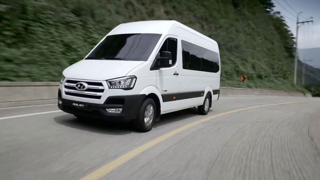 Huyndai Solati 16 chỗ